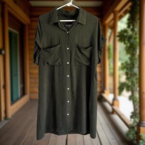 Elegant Dark Green Button-Down Midi Dress